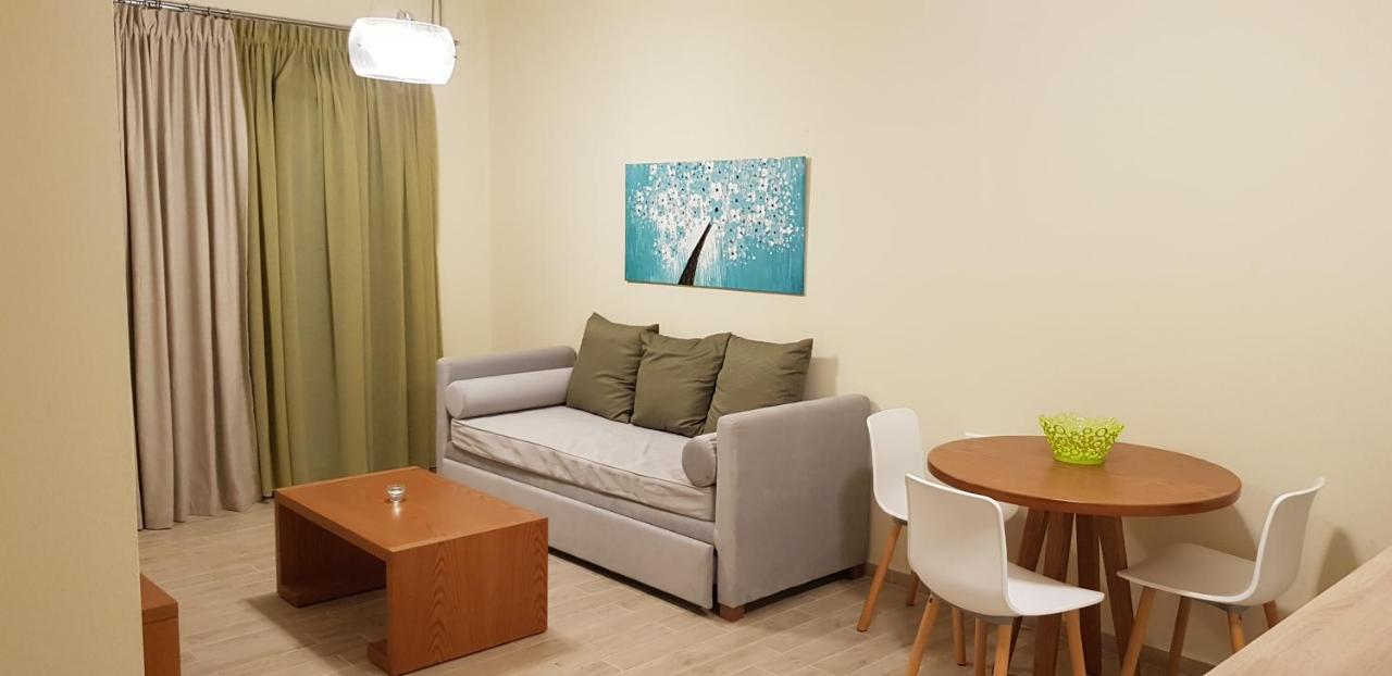 Hatzoudis Luxury Suites Chrisi Ammoudia Esterno foto