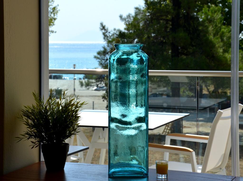 Hatzoudis Luxury Suites Chrisi Ammoudia Esterno foto