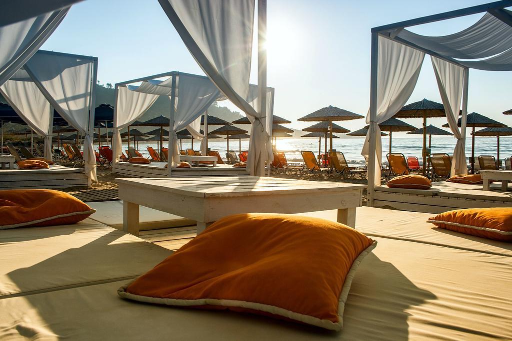 Hatzoudis Luxury Suites Chrisi Ammoudia Esterno foto