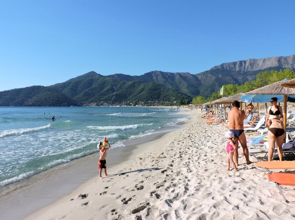Hatzoudis Luxury Suites Chrisi Ammoudia Esterno foto